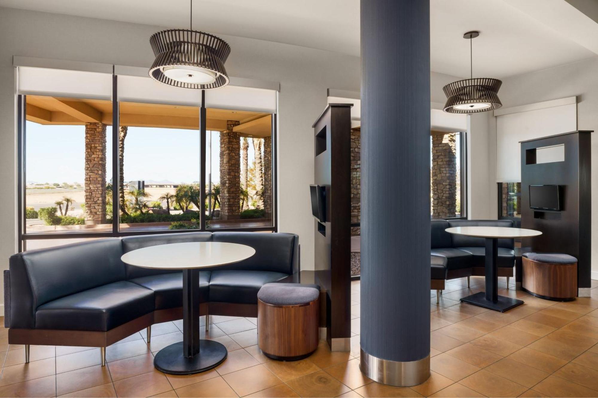 Courtyard By Marriott Phoenix Mesa Gateway Airport Exteriér fotografie
